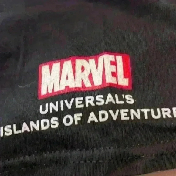 Universal Studios marvel shirt. - Picture 4 of 4
